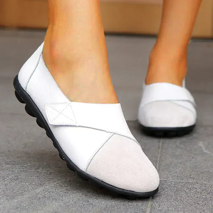 Scarpe da Donna in Pelle con Punta Larga e Suola Ammortizzata