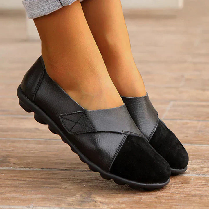 Scarpe da Donna in Pelle con Punta Larga e Suola Ammortizzata