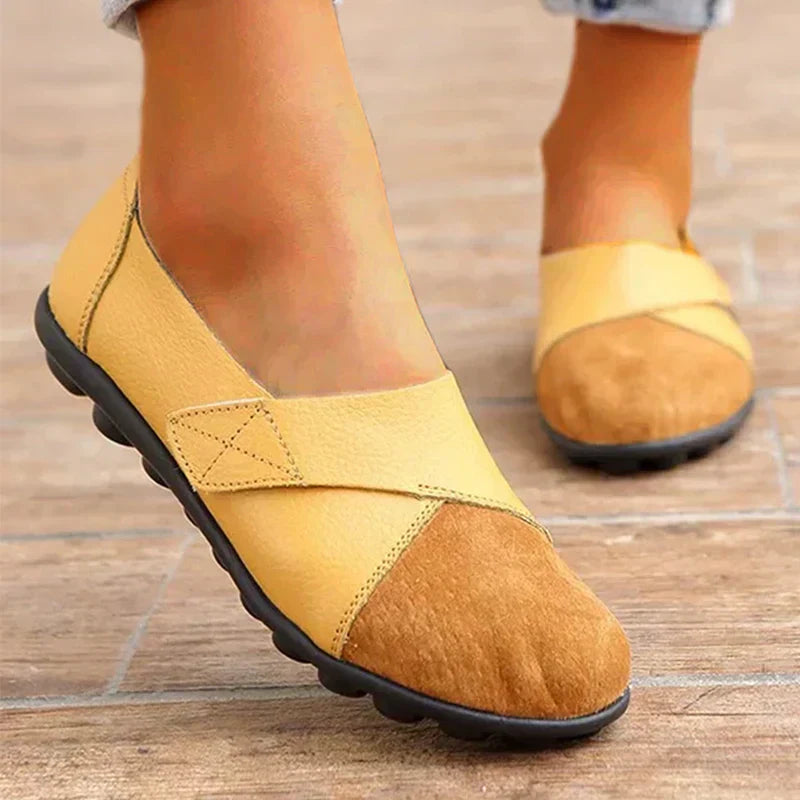 Scarpe da Donna in Pelle con Punta Larga e Suola Ammortizzata