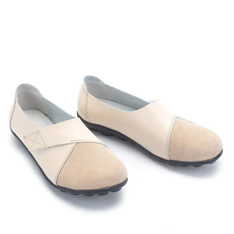 Scarpe da Donna in Pelle con Punta Larga e Suola Ammortizzata
