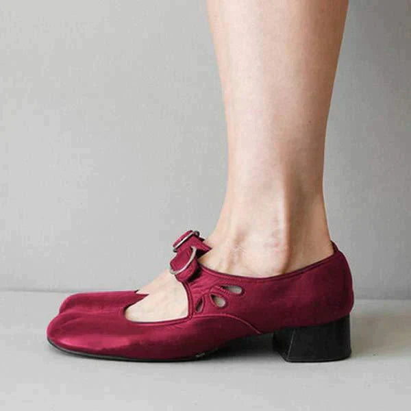 Sandali in pelle eleganti per donne