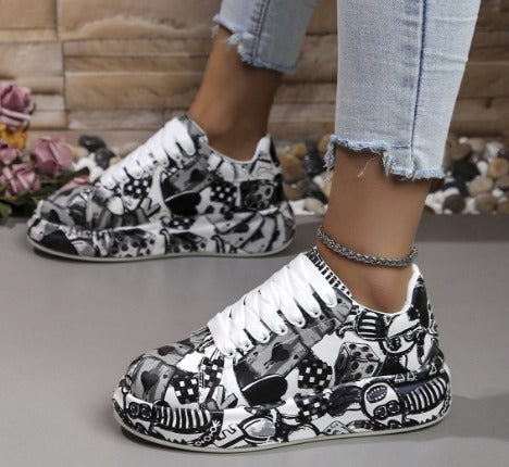 Sneakers da Donna con Stampa Graffiti e Suola Ammortizzata