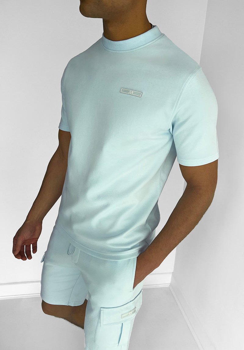Leo - Abbigliamento Casual alla Moda