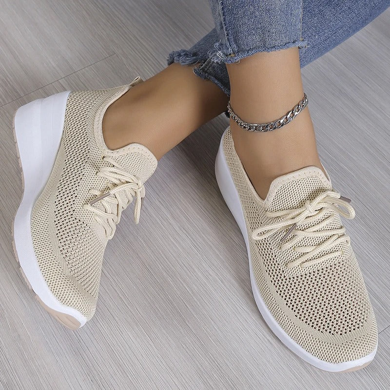 Sneakers da Donna in Maglia Elastica con Suola in Gomma